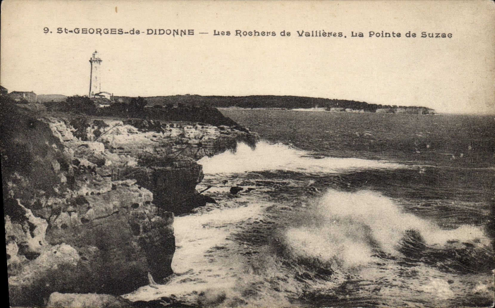 CPA St Georges de Didonne Les Rochers de Vallieres La Pointe de Suzac Phare
