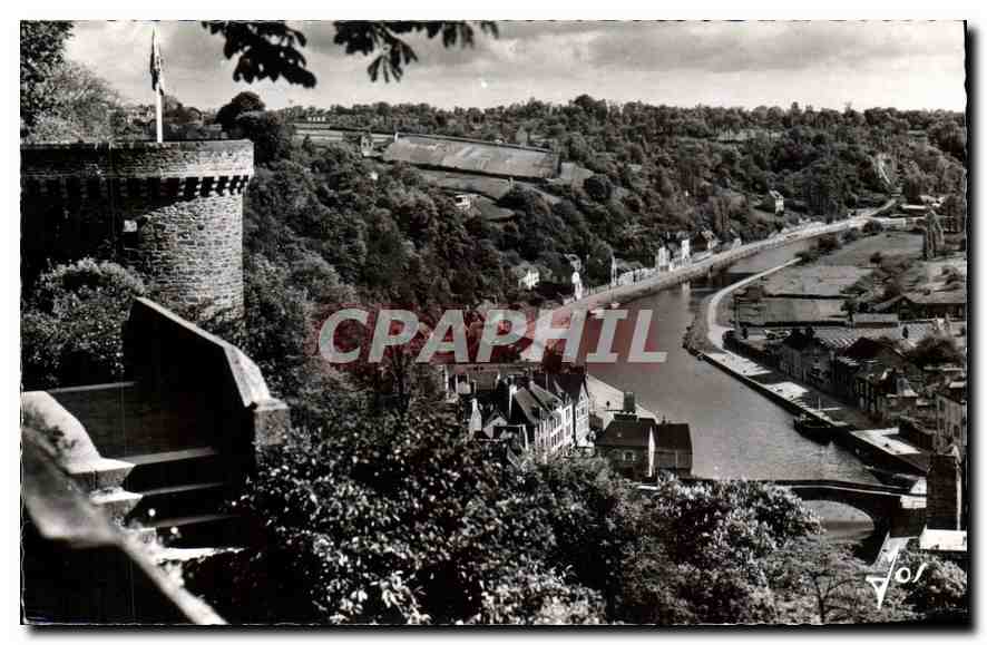 Dinan (C.-du-N.) — L'avancée de la Tour Sainte-Catherine et le vieux pont sur la Rance — Éditeurs d'Art JOS, Châteaulin