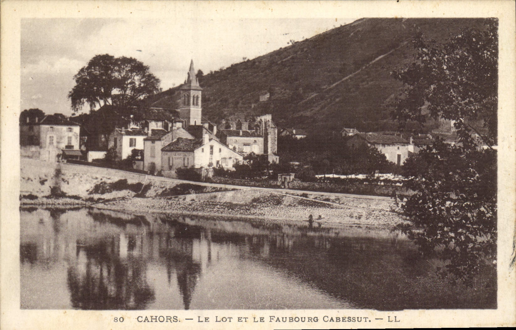 Cahors — Le Lot et le Faubourg Cabessut — LL