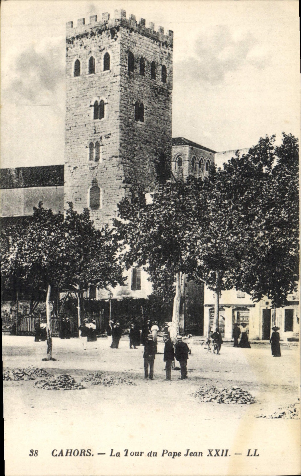 Cahors — La Tour du Pape Jean XXII — LL n°38