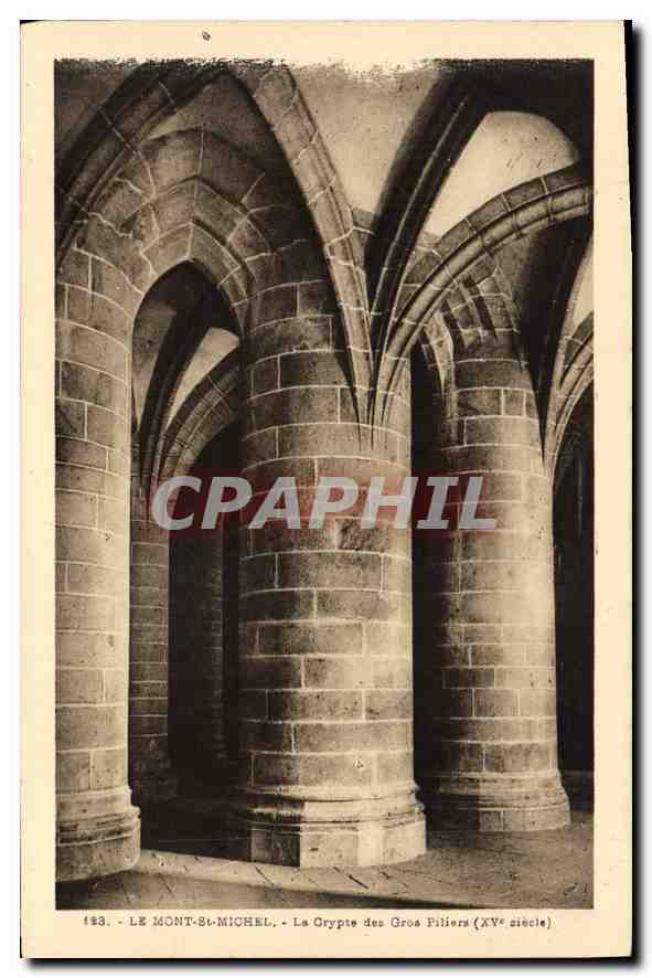 CPA Le Mont Saint Michel La Crypte des Gros Filiers 