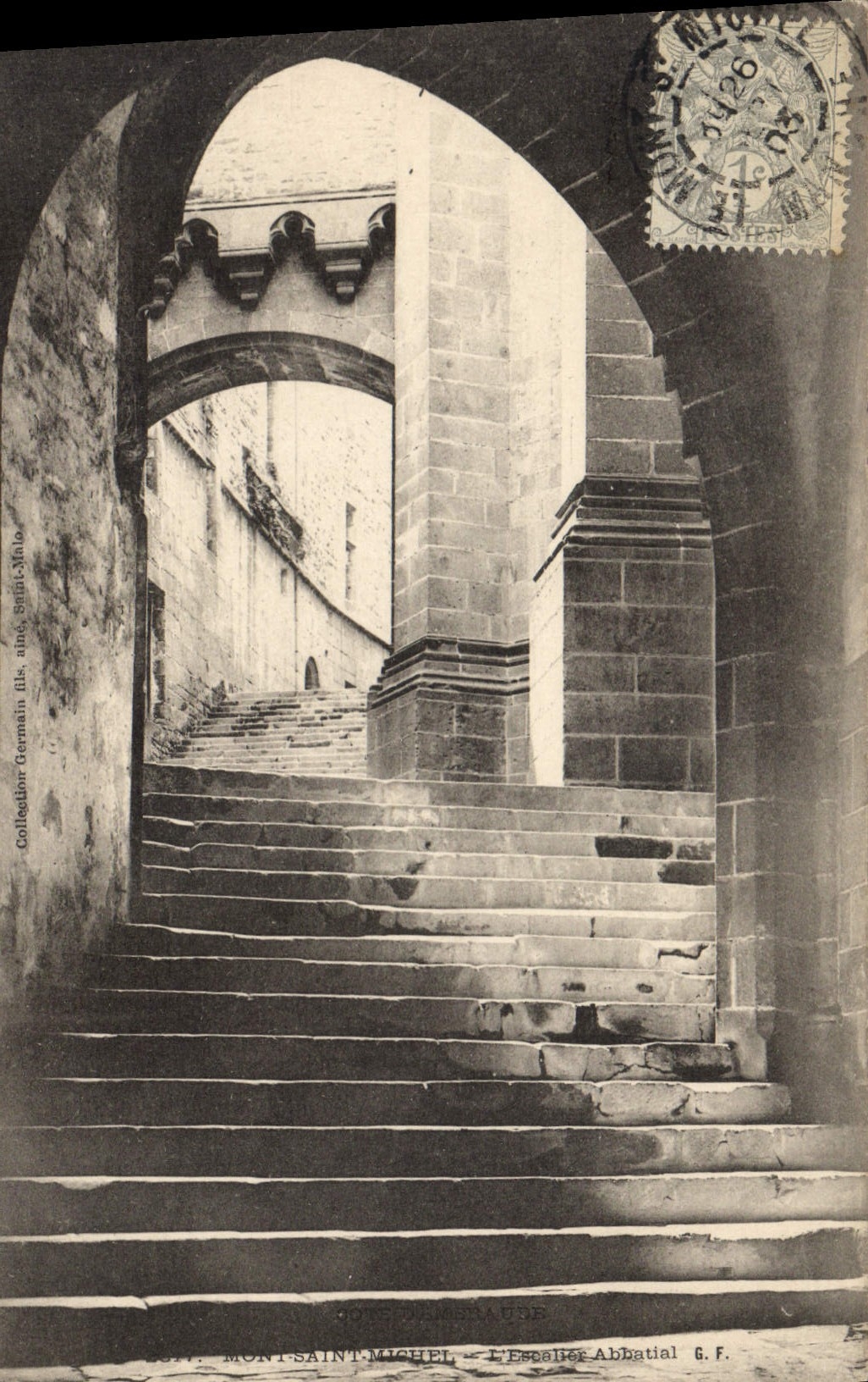 Mont-Saint-Michel — L'Escalier Abbatial — Collection Germain fils, Saint-Malo