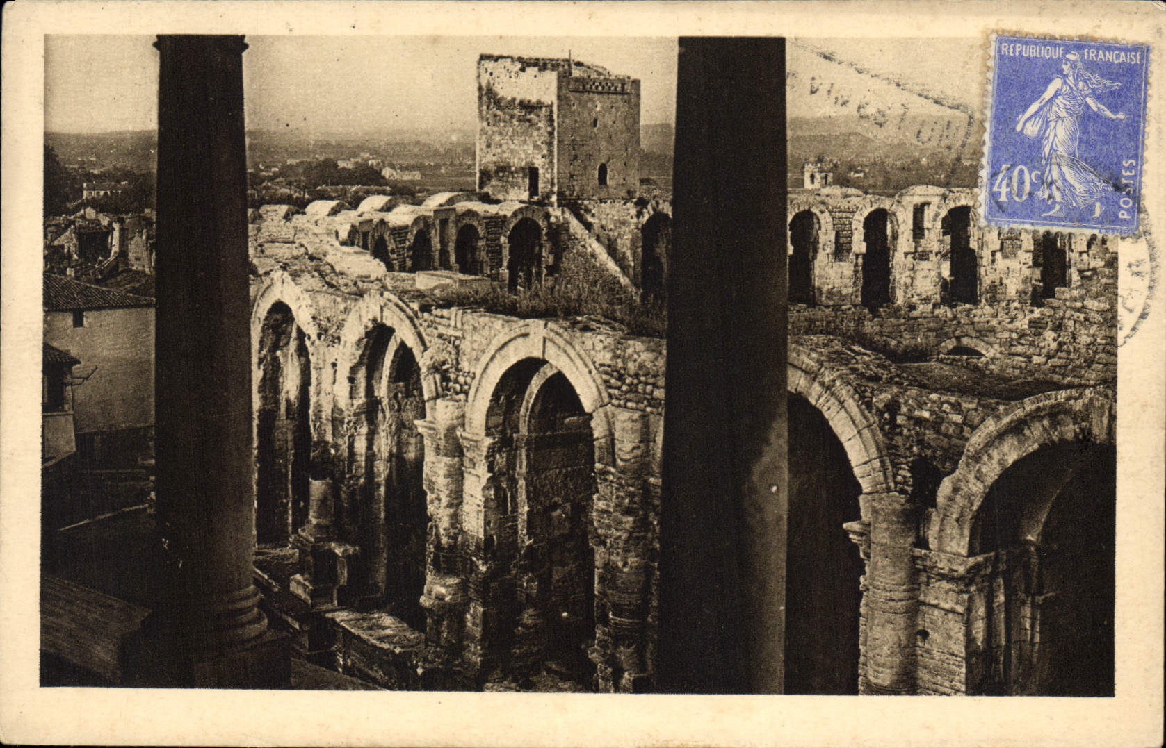 Arles - Les Arènes (Côté Nord) — Édition Art Maget