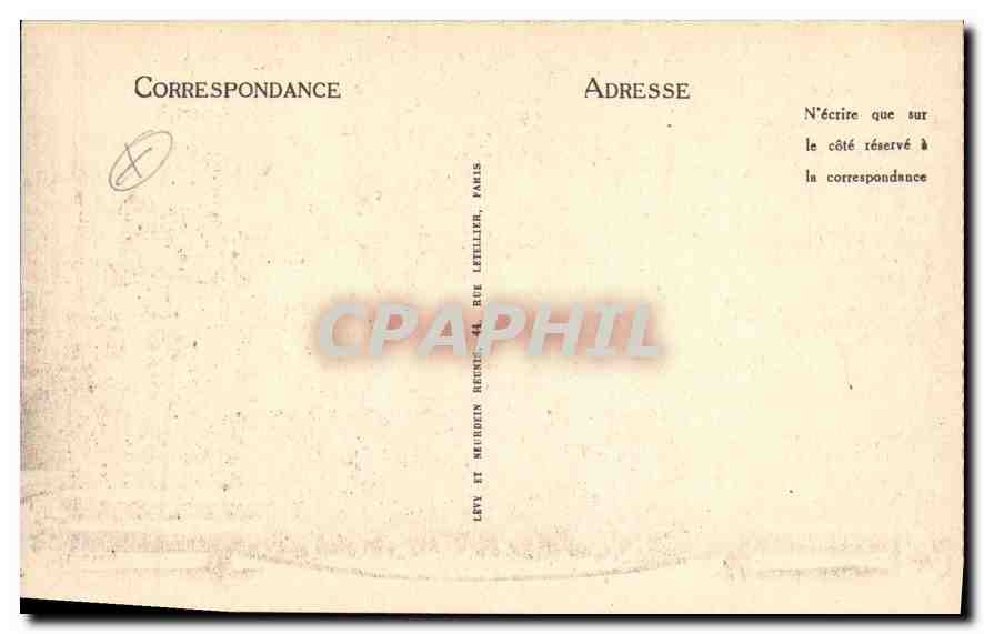 Aries — Place de la République — Das Rathaus und die Kathedrale Saint-Trophime — Rückseite