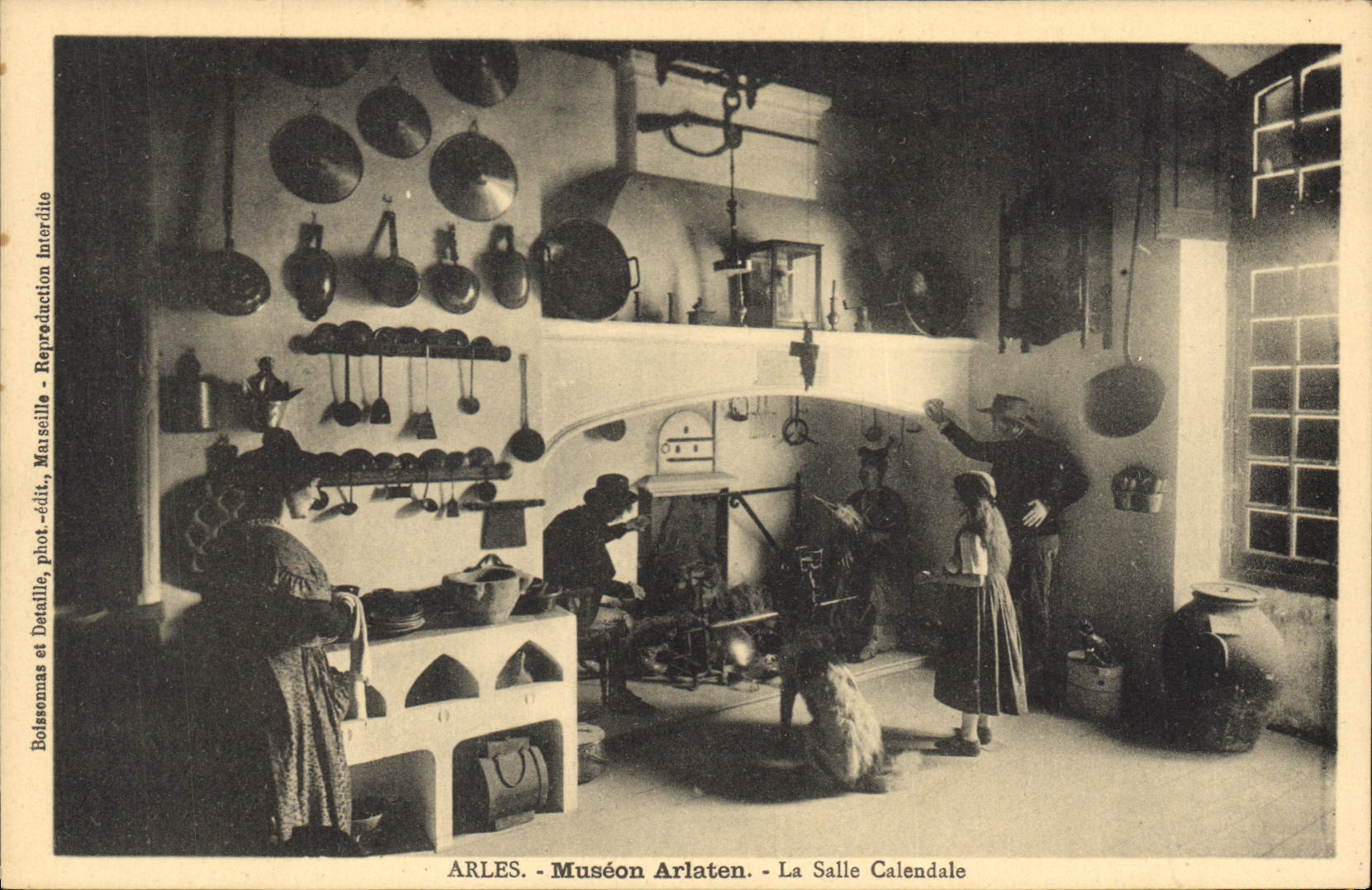 Arles - Musée Arlaten - La Salle Calendale — Bolseonnas et Denaillie, Marseille