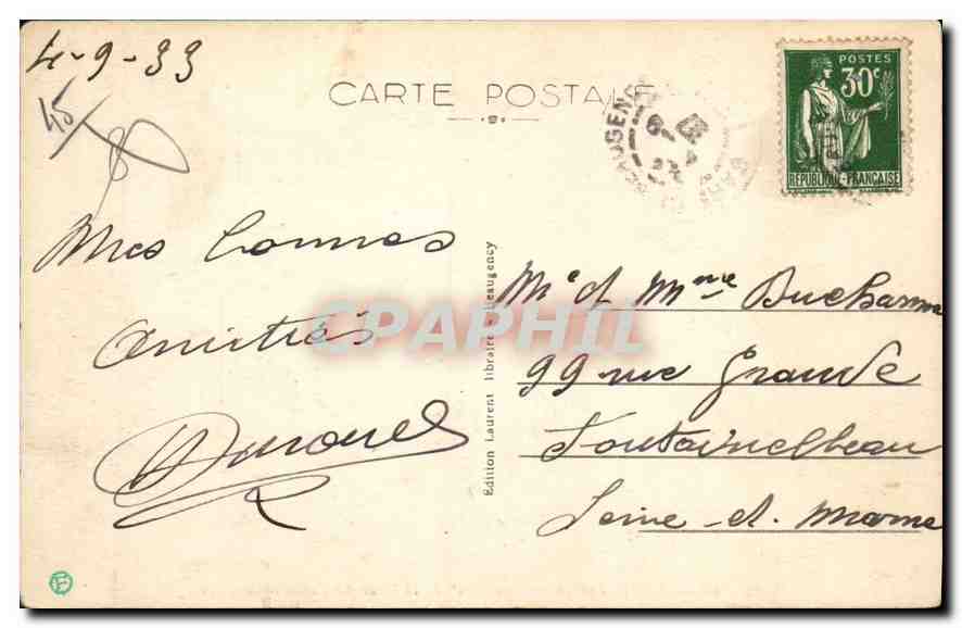 Beaugency (Loiret) — Intérieur de la Cour de l'ancien Château — Édition Laurent Beaugency n°45 — Verso
