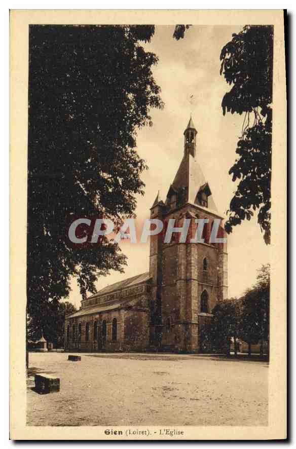 CPA Gien Loiret L'Eglise 
