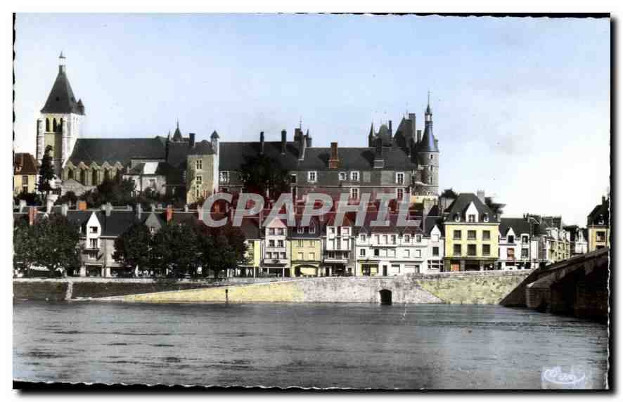 Gien (Loiret) — Le Château et l'Église — Combiér Impr. (S.-e.-L.)