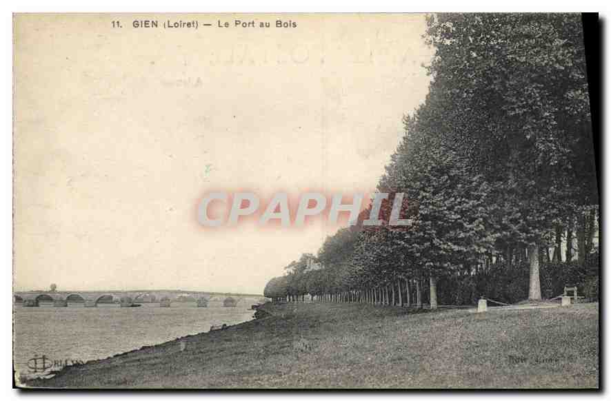 Gien (Loiret) — Le Port au Bois — Éditeur : J. Dreyfus, Gien
