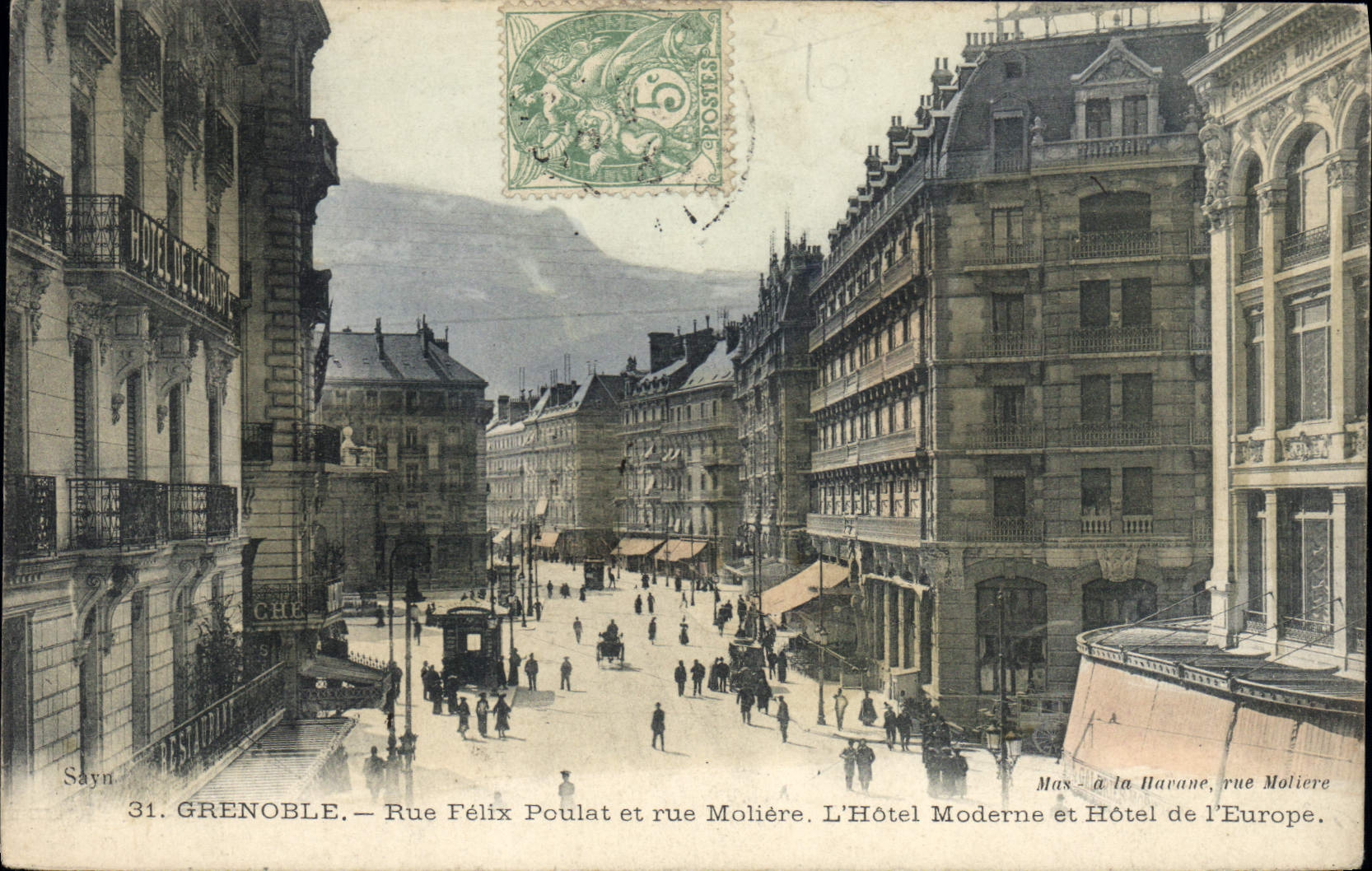 Grenoble — Straße Felix Poulat und Straße Molière. Das moderne Hotel und das Hotel Europe.