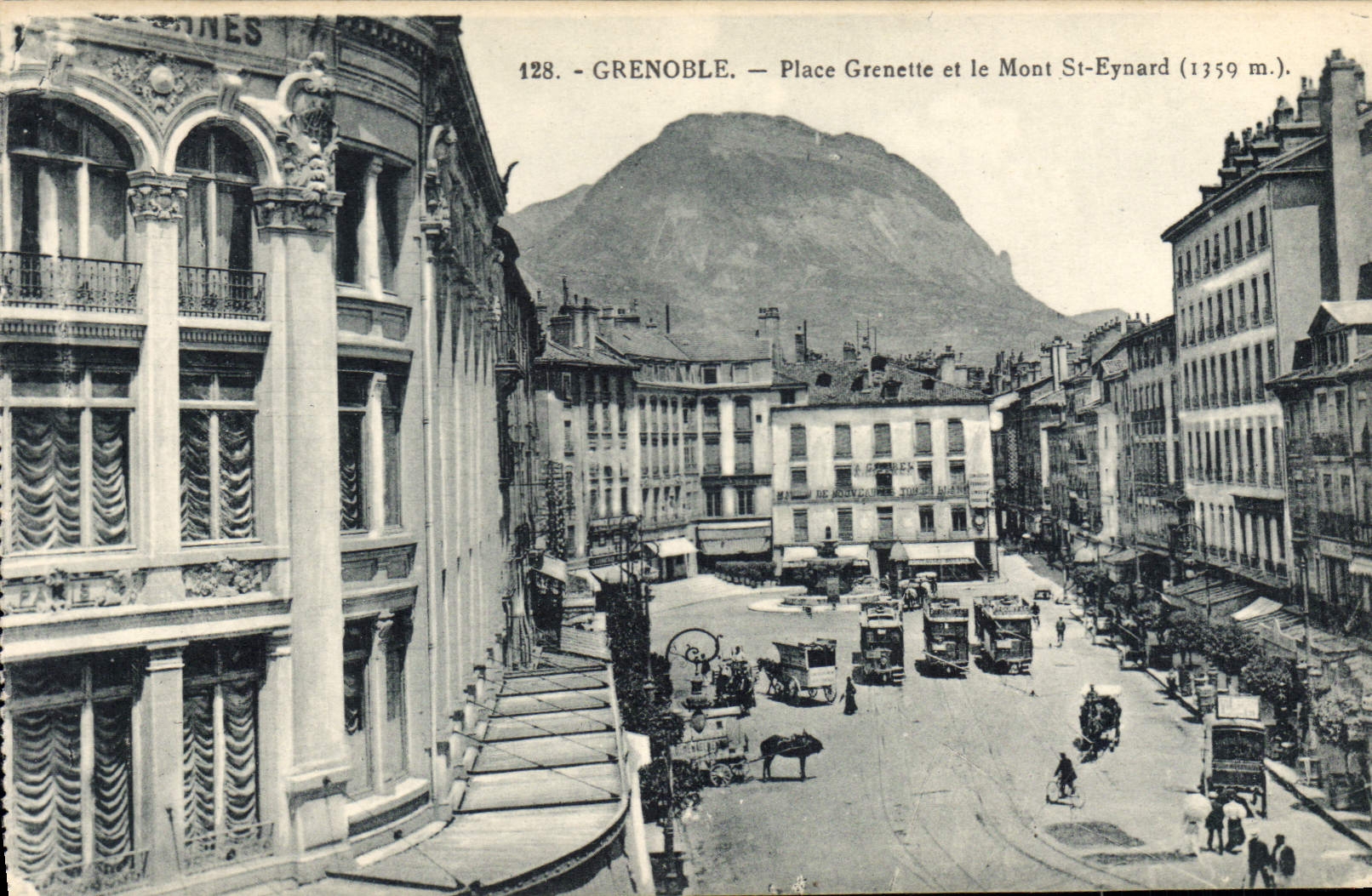 Grenoble — Place Grenette et le Mont St-Eynard (1359 m.) — C. Balfert, Grenoble, n° 128