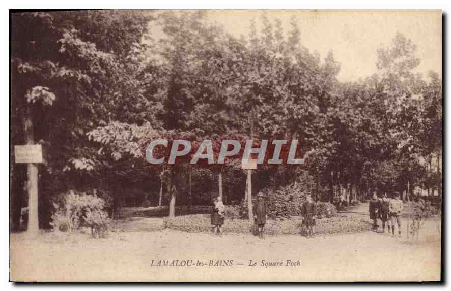 LAMALOU-les-BAINS — Le Square Foch