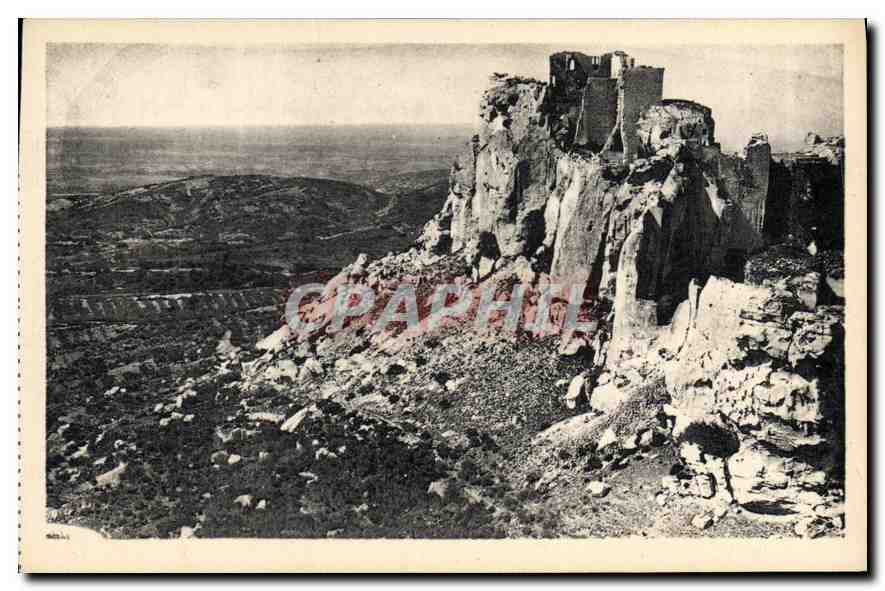 CPA Les Baux Ruines imposantes du chateau feodal bati au X siecle 