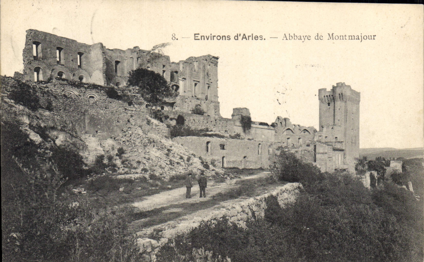 CPA Environs d'Arles Abbaye de Montmajour 