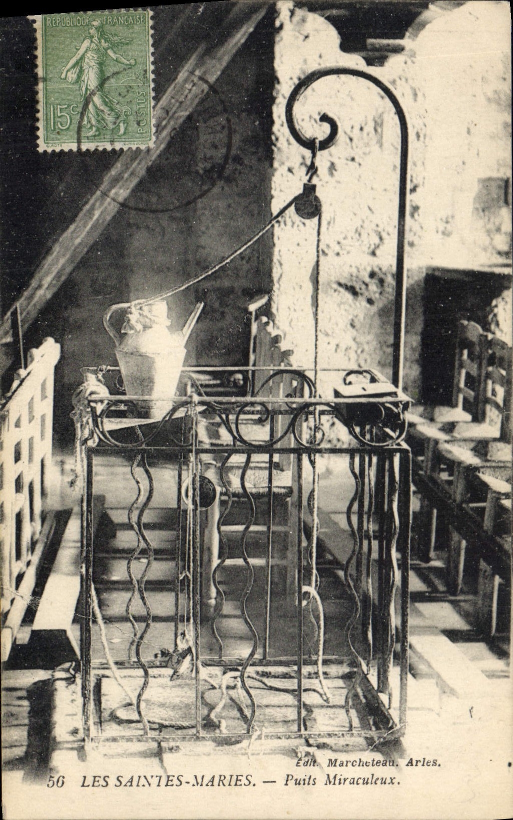 Les Saintes-Maries — Pozzo Miracoloso — Ed. Marchchateau, Arles.
