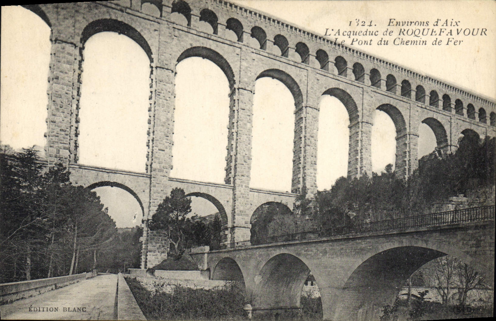 CPA Environs d'Aix en Provence l'Aqueduc de Roquefavour Le Pont du Chemin de Fer 