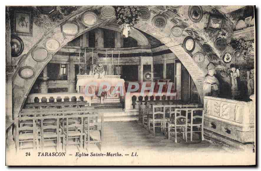 CPA Tarascon Eglise Sainte Marthe 