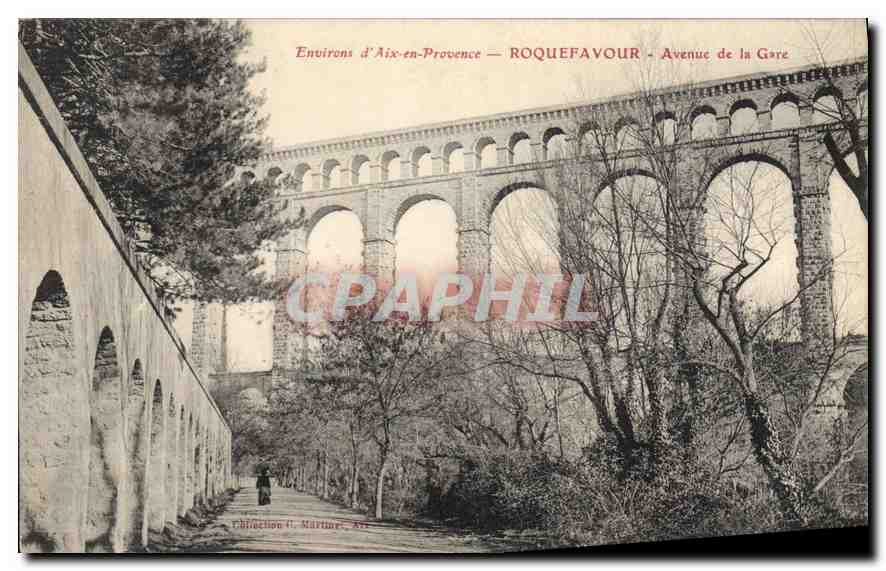 CPA Environs d'Aix en Provence Roquefavour Avenue de la Gare 