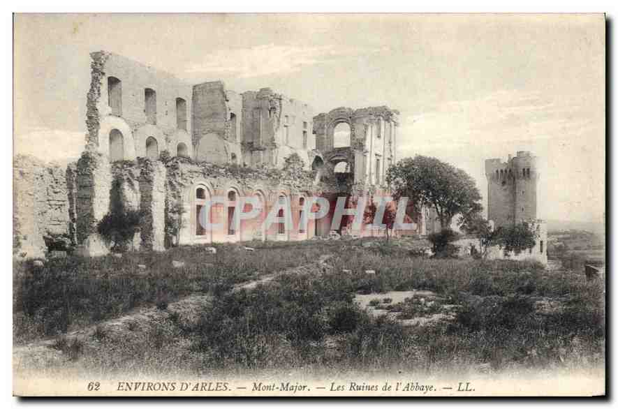 CPA Environs d'Arles Mont Major Les Ruines de l'Abbaye 