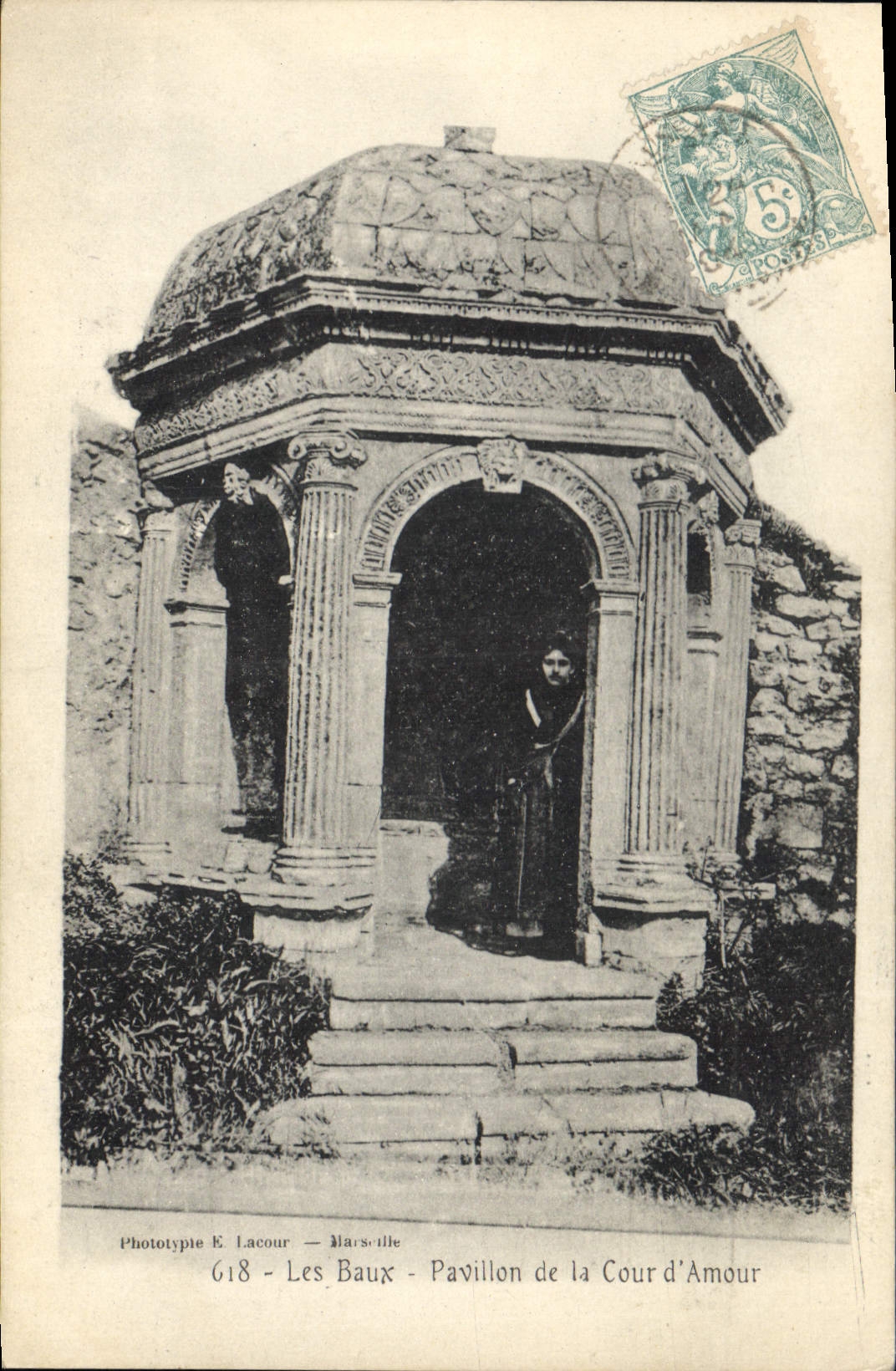 Les Baux - Pavillon de la Cour d'Amour — Phototype E. Lacour — n° 618