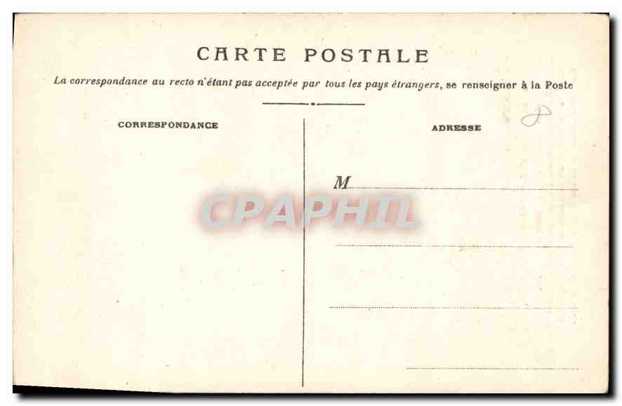 Les Saintes-Maries-de-la-Mer — Église fortifiée du XIe siècle, abside surmontée d'une chapelle — Phot. Blanchin, Tarasecon — Verso