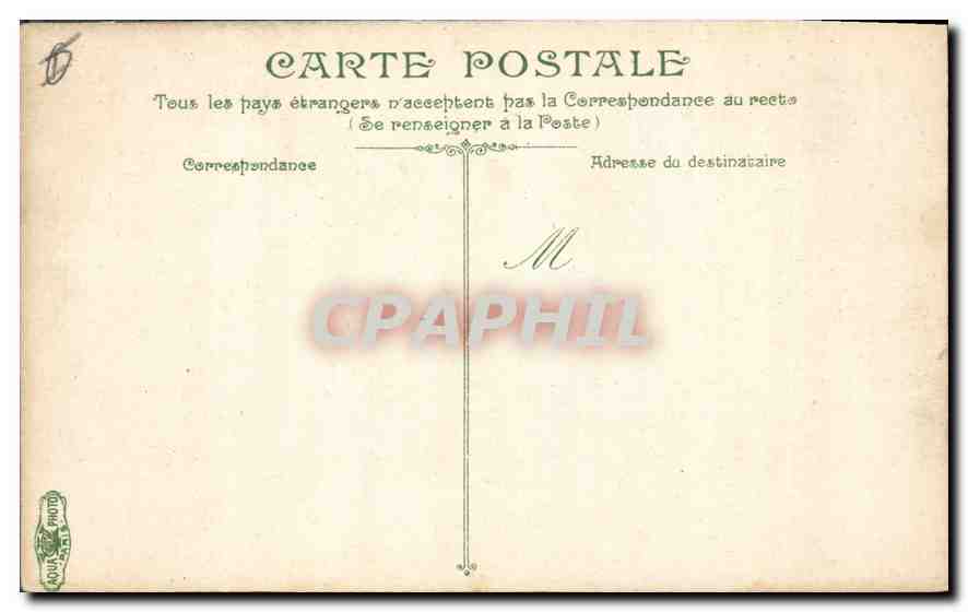 Fontaine de la Place de la République — Paris — éditée par la Société des Cartes Postales — Reverso