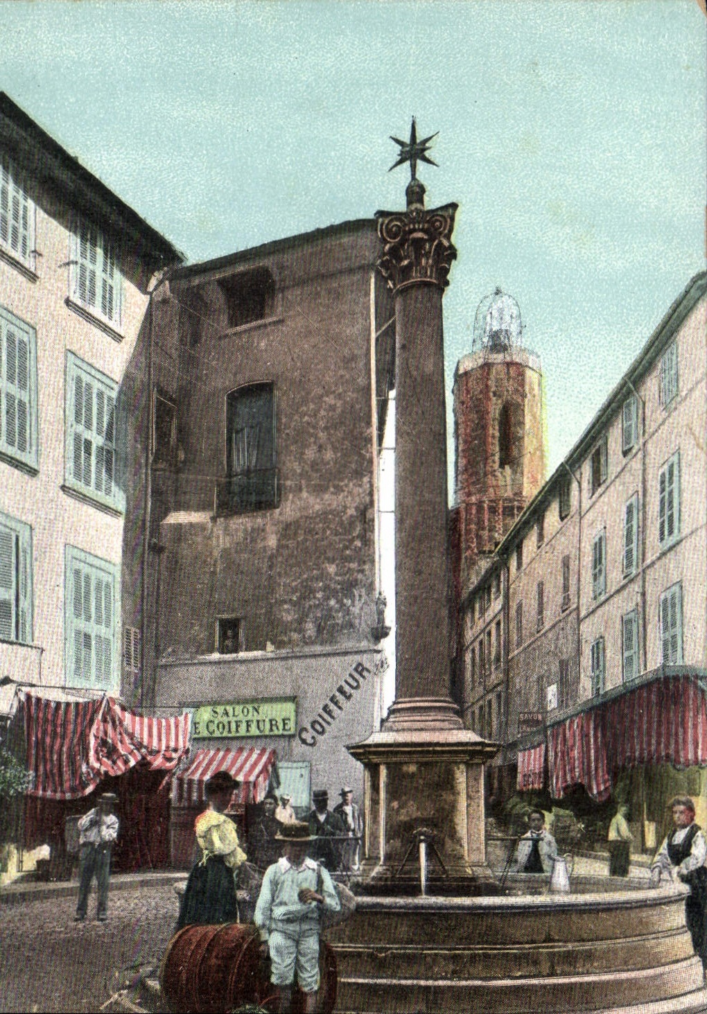 Place de la Fontaine — Säule mit Stern — Verlag: AQUA PHOTOLITH