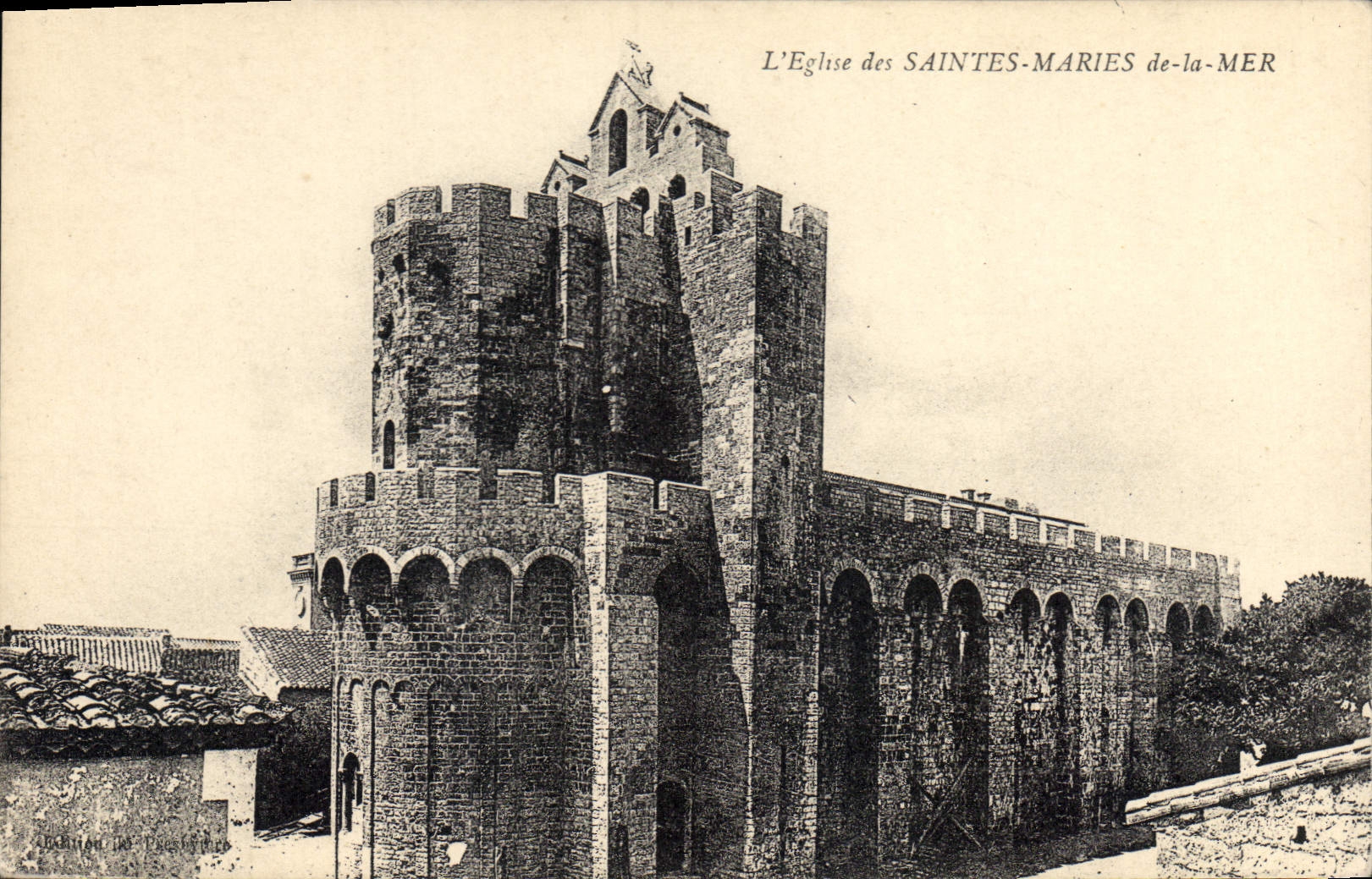 L'Église des Saintes-Maries-de-la-Mer — Éditeur La Presse