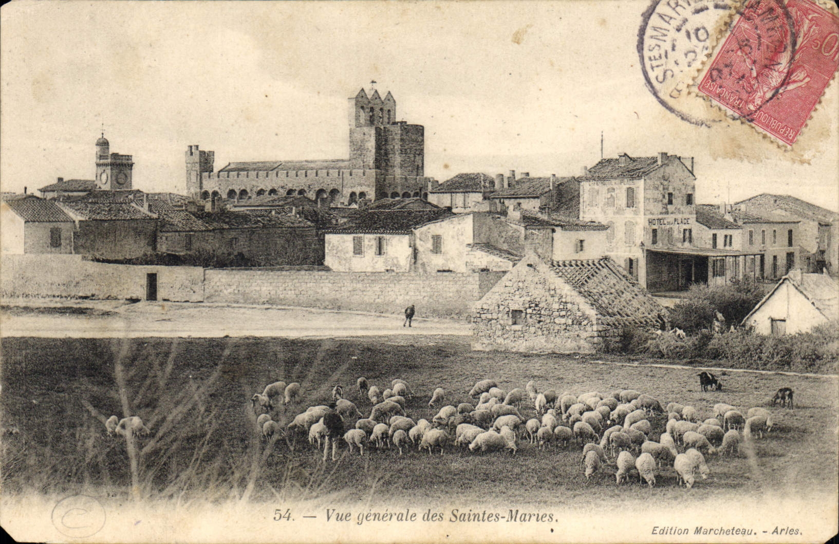 Saintes-Maries — Vue générale — Edition Marcheteau, Arles, n°54