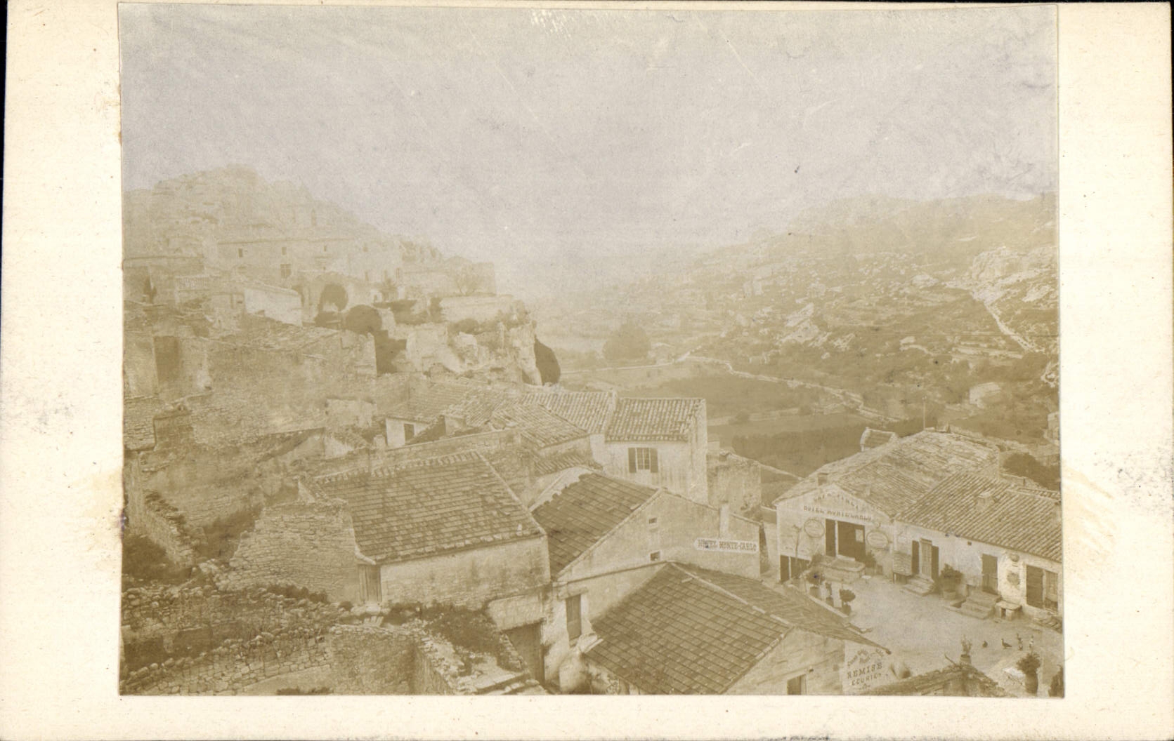 CPA Photo collée les Baux