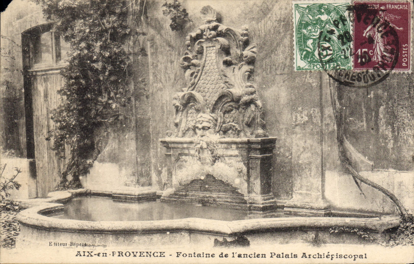 AIX-en-PROVENCE — Fontaine de l'ancien Palais Archiépiscopal — Éditeur Ripert