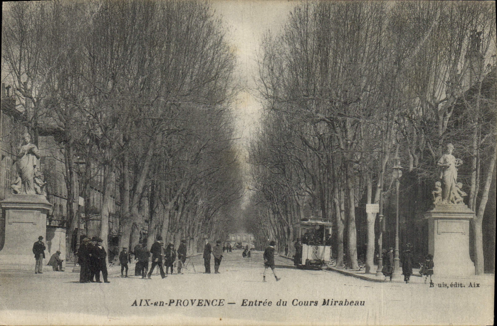CPA Aix en Provence Entree du Cours Mirabeau Tramway