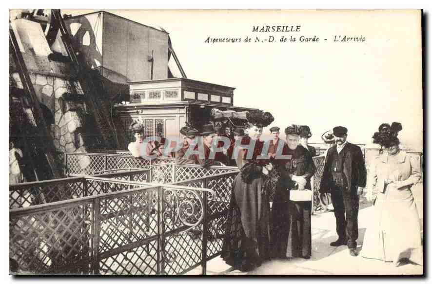Marseille - Aspeneuseurs de N.-D. de la Garde - L'Arrivée