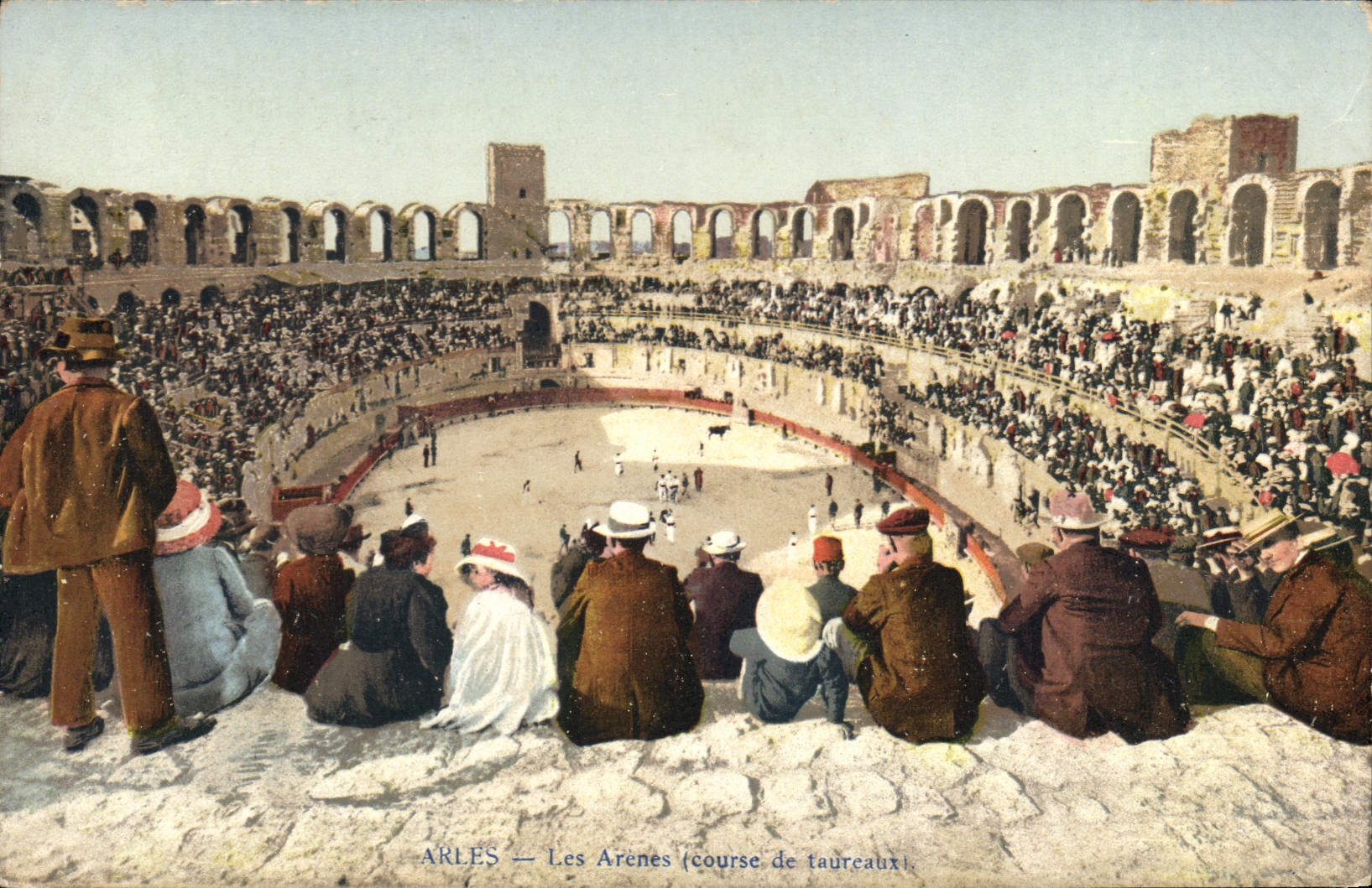 Arles — Les Arenes (course de taureaux)