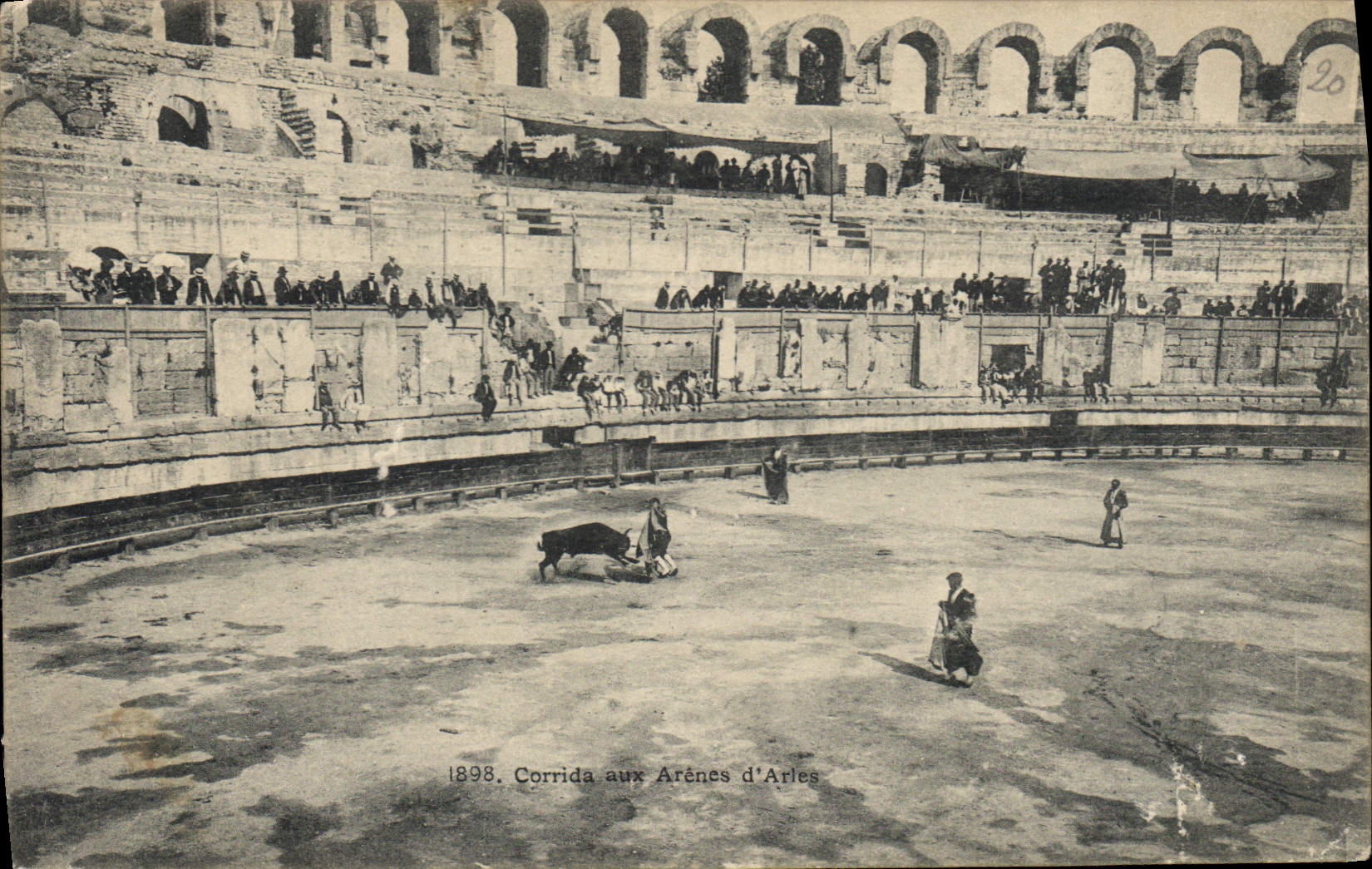Corrida aux Arènes d'Arles — 1898 — éditeur non identifié