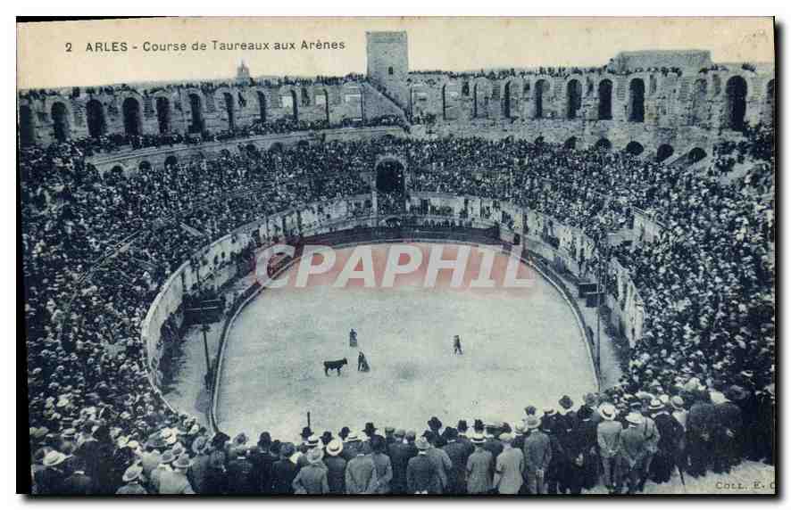 Arles - Course de Taureaux aux Arènes — Coll. E. C.