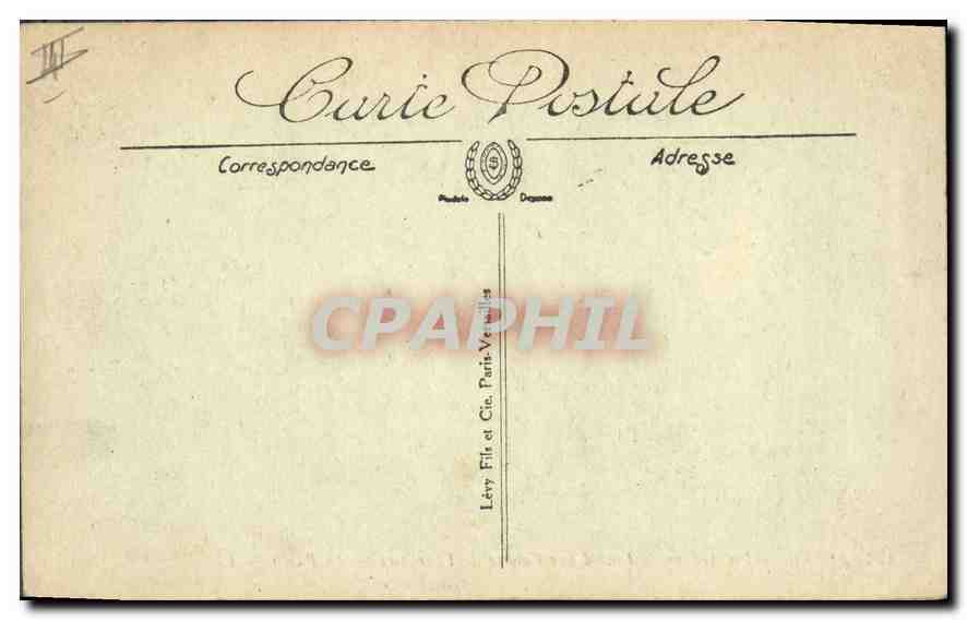 Arles — Les Arènes, le Jour d'une Course de Taureaux — Le Paséo. — LL. — Select. — Reverso