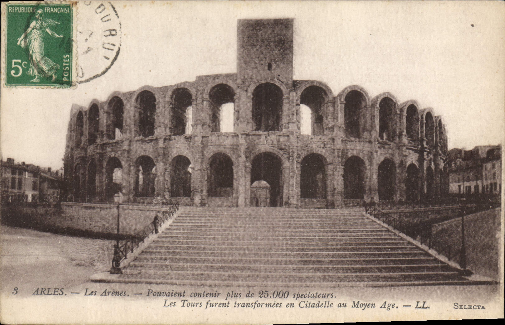 Arles — Les Arènes — Selecta