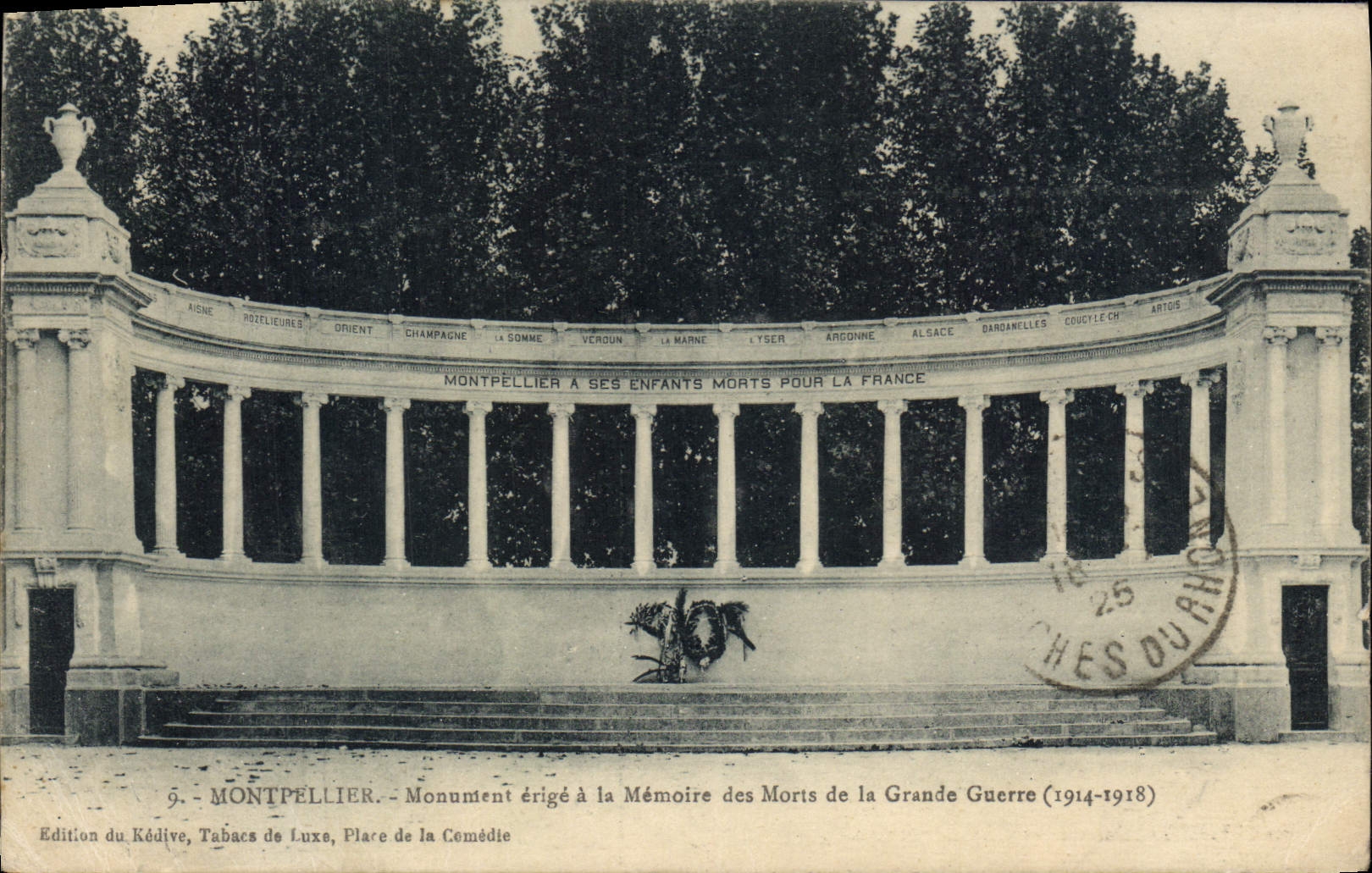 Montpellier - Monument érigé à la Mémoire des Morts de la Grande Guerre (1914-1918) — Édition du Kédive, Tabacs de Luxe, Place de la Comédie