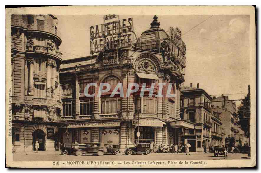 CPA MONTPELLIER Les Galeries Lafayette Place de la Comedie