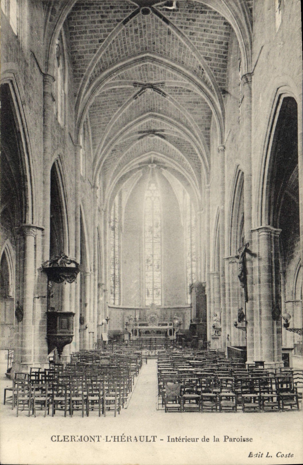 CPA CRERMONT L HARAULT Interieur de la Paroisse