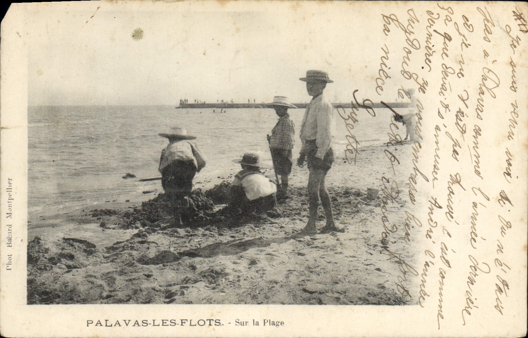 Palavas-les-Flots — On the Beach — Photo. Bécard Montpellier