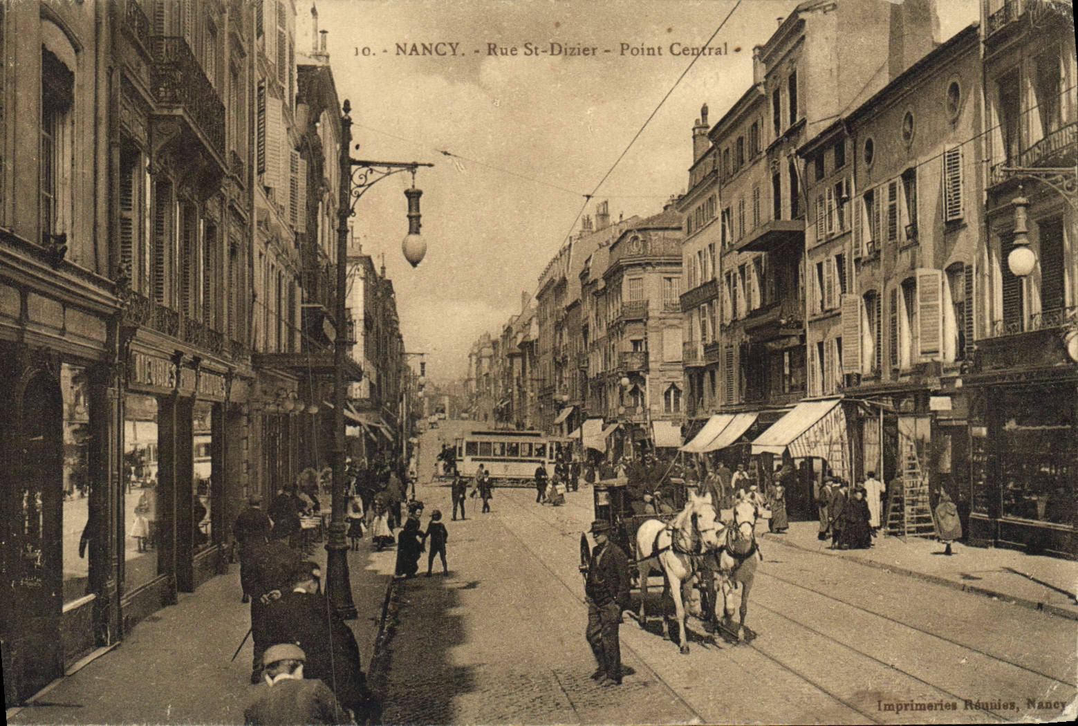 CPA NANCY Rue St Dizier Point Central