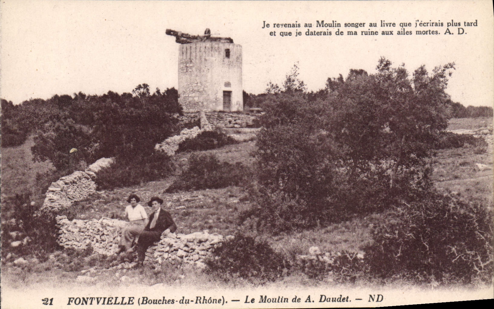 CPA Fontvielle Bouches du Phone Le Moulin de A Daudet 