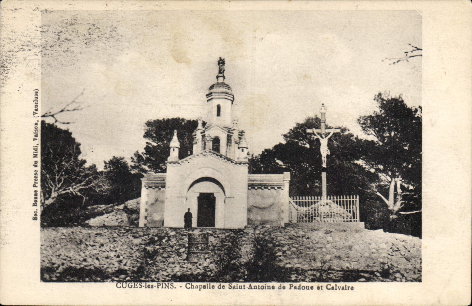 CPA Cuges les Pins chapelle de Saint Antoine de Padoue et Calvaire 