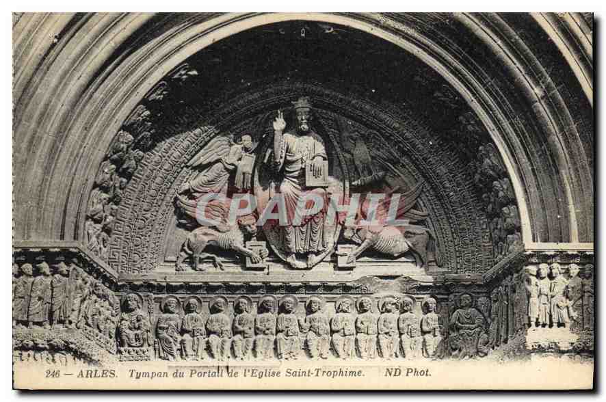 CPA Arles Tympan du potail de l'eglise Saint Trophime 
