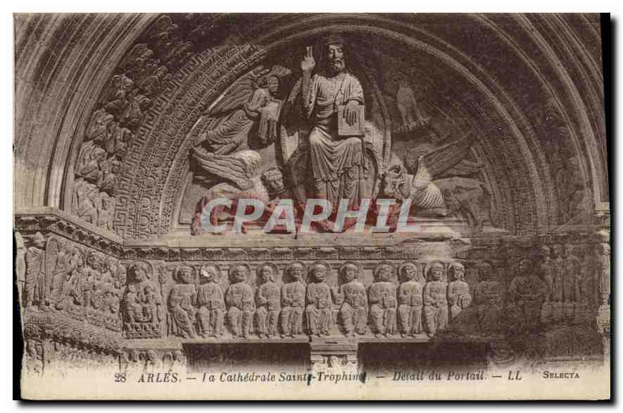 CPA Arles la Cathedrale Saint Trophime Detail du portail 