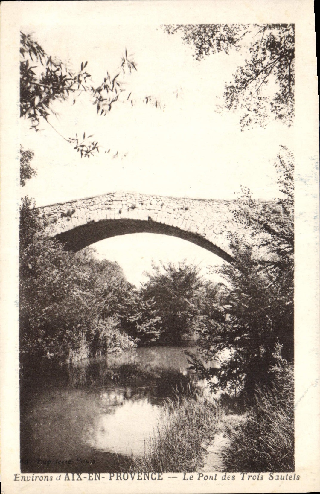 CPA Environs d'Aix en Provence Le Pont des Trois Sautels 