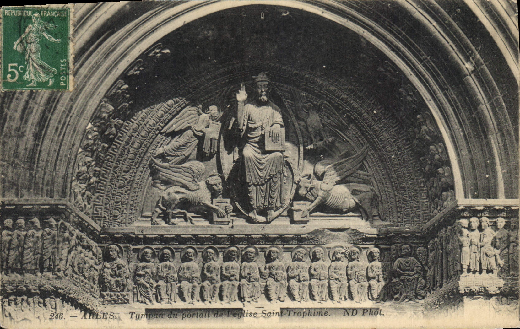 Arles — Tympan du portail de l'église Saint-Trophime — ND Phot.