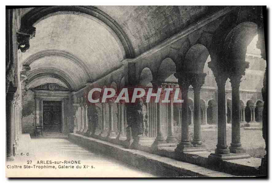 Arles-sur-Rhône — Cloître Sainte-Trophime, galerie du XIe siècle — E. C. (n° 27)